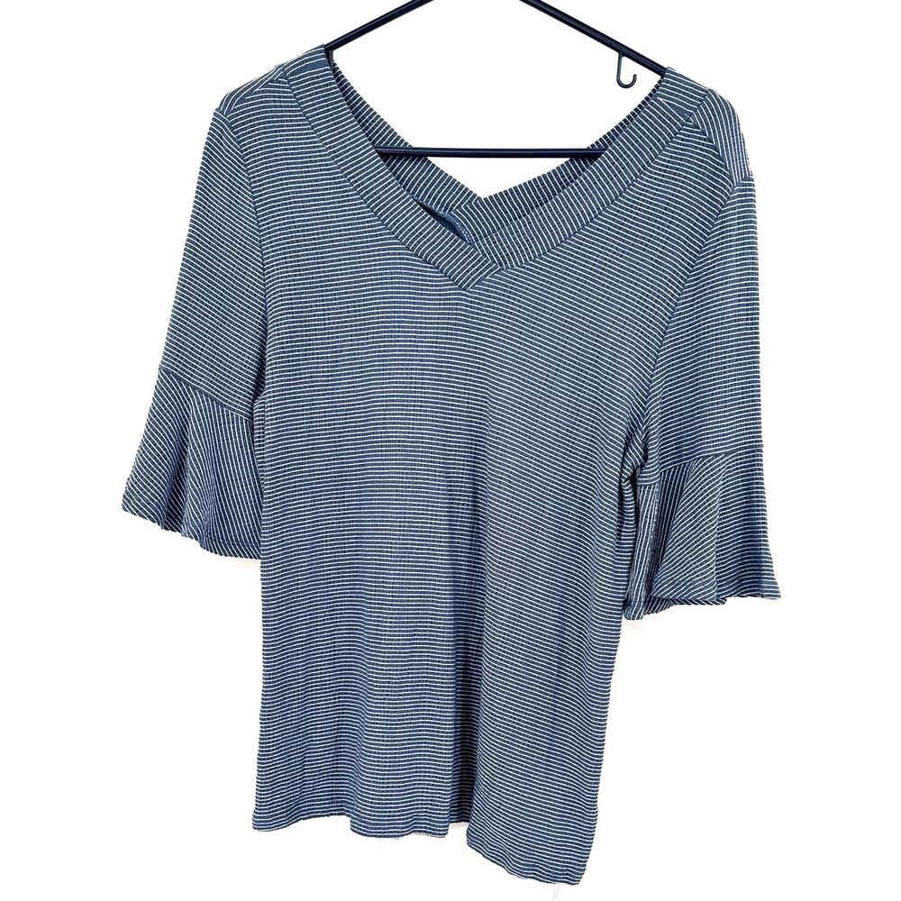 Como Blu Size Small Knit Shirt Blue and White Ruffle Sleeves Loose Fit Blouse